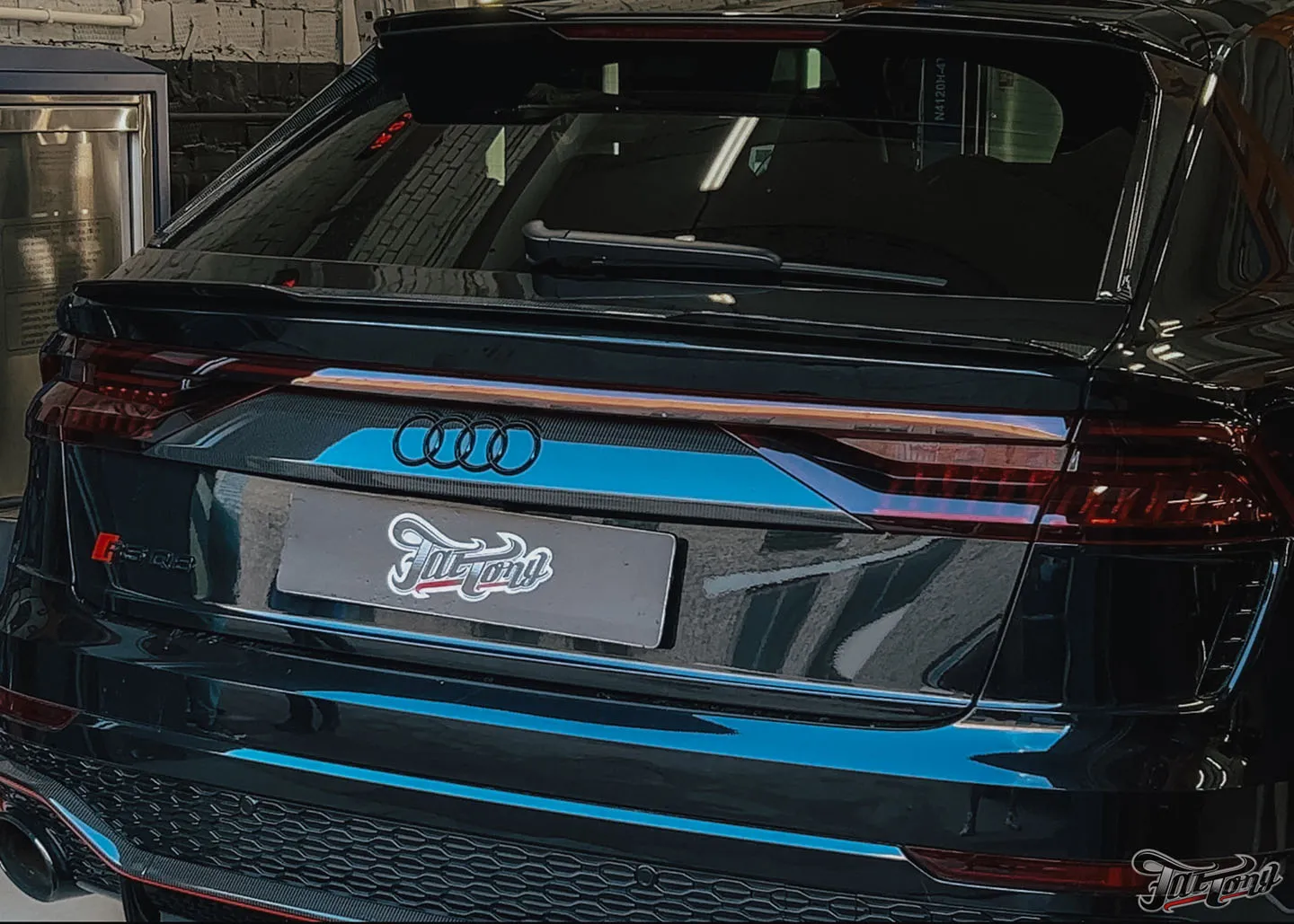 Фирменный Шиномонтаж на вибростенде для Audi RS Q8 + отзыв нашего гостя
